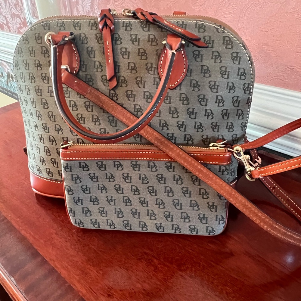 Dooney & Bourke Monogram Dome ZipZip Bag, matching Wristlet in Olive Green. 2pcs